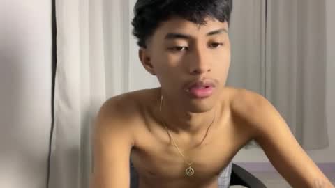 ur_fuckerbttm online show from 10/26/25, 01:17