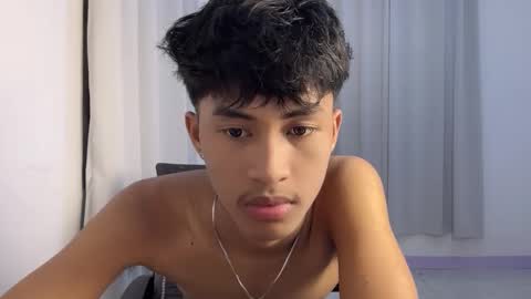 ur_fuckerbttm online show from 11/10/25, 12:59