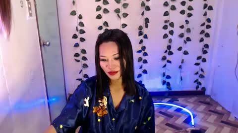 ur_hottest_girl online show from 01/15/26, 07:13