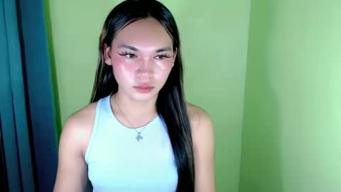 QUEENSY online show from 03/01/25, 01:00