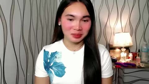 QUEENSY online show from 10/13/25, 04:34