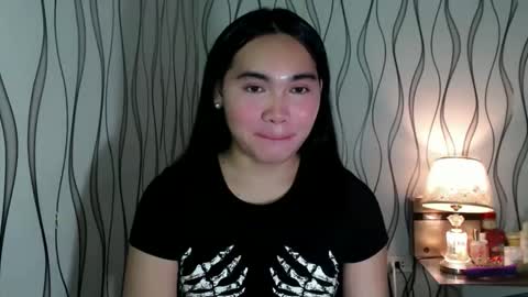 QUEENSY online show from 02/09/26, 01:42