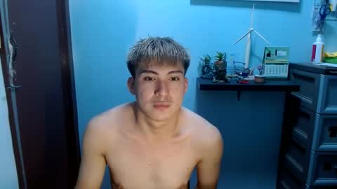 Snapshot of ur_jayqutee chatting on 02/17/25, 03:25 Ur jayqutee online show from 02/17/25, 03:25