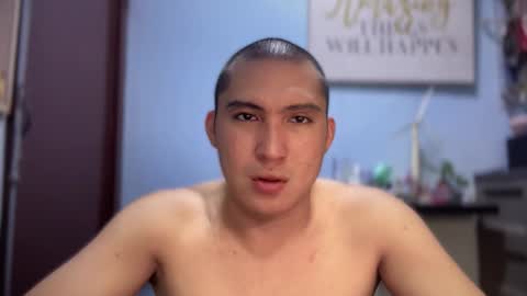 Snapshot of ur_jayqutee chatting on 11/22/25, 01:43 Ur jayqutee online show from 11/22/25, 01:43