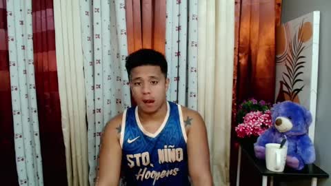 Snapshot of ur_pinoydave chatting on 03/12/25, 02:45 Dave online show from 03/12/25, 02:45