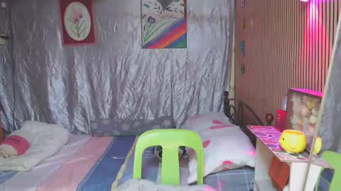 ur_shan21 online show from 11/04/25, 07:29