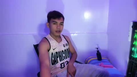 Snapshot of ur_shan21 chatting on 05/16/26, 05:15 ur_shan21 online show from 05/16/26, 05:15