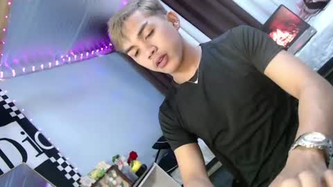 Snapshot of ur_shan21 chatting on 07/12/26, 04:58 ur_shan21 online show from 07/12/26, 04:58