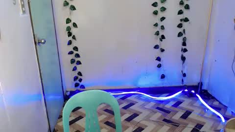 chesca online show from 12/19/25, 05:36