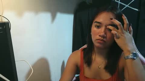 ur_wetwife online show from 11/07/25, 08:09