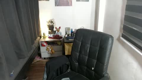 Snapshot of urasaintwink chatting on 12/17/24, 10:23 Bran online show from 12/17/24, 10:23