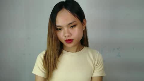 urasian_crisa online show from 05/27/26, 09:28