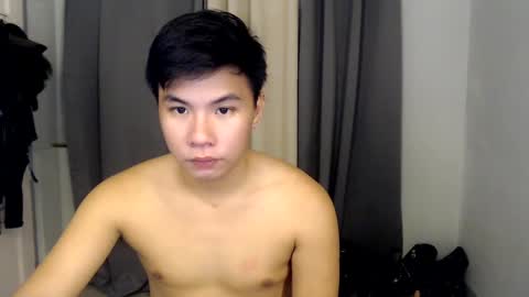 Snapshot of urasian_hardcockxx chatting on 12/08/24, 08:51 milly online show from 12/08/24, 08:51