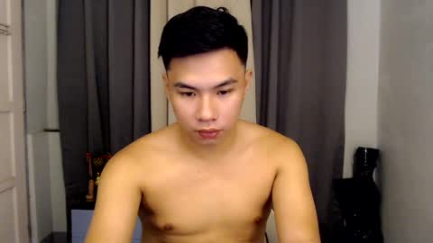 Snapshot of urasian_hardcockxx chatting on 02/12/25, 08:49 milly online show from 02/12/25, 08:49