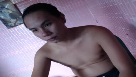 Snapshot of urasian_hardcockxx chatting on 03/05/26, 08:32 milly online show from 03/05/26, 08:32