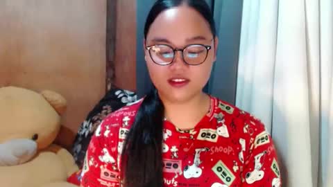 Lycah online show from 11/19/25, 12:54