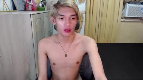 urasian_john20 online show from 06/05/26, 04:35