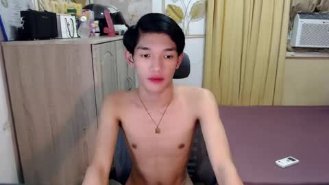 Snapshot of urasian_john20 chatting on 07/20/26, 06:49 urasian_john20 online show from 07/20/26, 06:49