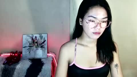 Snapshot of urasian_mary chatting on 04/28/26, 08:25 urasian_mary online show from 04/28/26, 08:25