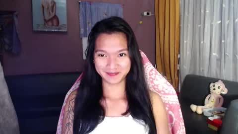 NEWRA  ALLISON online show from 11/25/25, 05:57