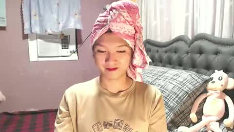 NEWRA  ALLISON online show from 03/28/26, 04:45