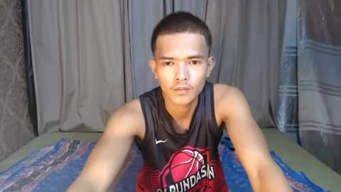 Snapshot of urasian_rey chatting on 06/23/26, 10:24 urasian_rey online show from 06/23/26, 10:24