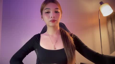 Snapshot of urasian_sweet_ria19 chatting on 12/11/24, 11:21 Ria online show from 12/11/24, 11:21