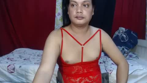 Snapshot of urasiandominaxx chatting on 02/16/25, 12:10 Diane online show from 02/16/25, 12:10