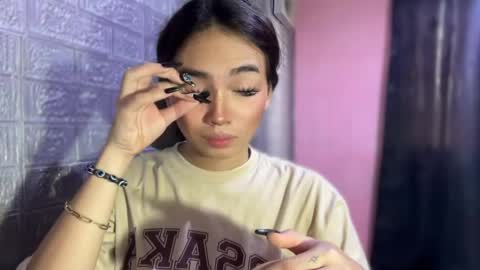 Clara online show from 12/04/24, 04:43