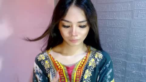 Clara online show from 01/31/25, 02:48