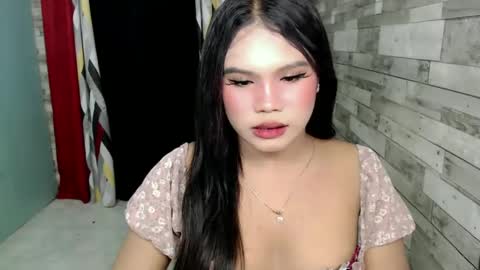 Sofia online show from 01/31/25, 01:02