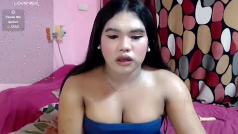 Sofia online show from 10/20/25, 11:32