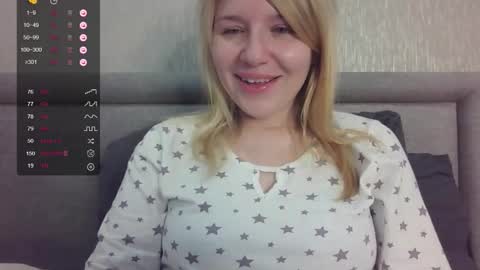 Snapshot of urbadkitty chatting on 09/29/25, 07:13 urbadkitty online show from 09/29/25, 07:13