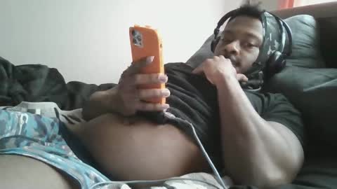 Snapshot of urbandicc214 chatting on 01/13/25, 02:53 UrbanDicc online show from 01/13/25, 02:53