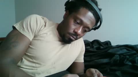 Snapshot of urbandicc214 chatting on 01/14/25, 03:36 UrbanDicc online show from 01/14/25, 03:36