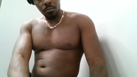 Snapshot of urbandicc214 chatting on 01/16/25, 06:48 UrbanDicc online show from 01/16/25, 06:48