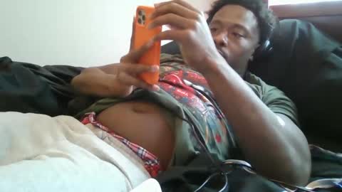 Snapshot of urbandicc214 chatting on 01/18/25, 03:59 UrbanDicc online show from 01/18/25, 03:59