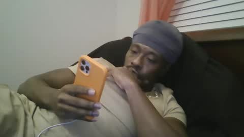 Snapshot of urbandicc214 chatting on 01/22/25, 01:10 UrbanDicc online show from 01/22/25, 01:10