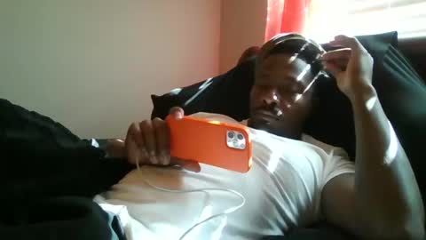 Snapshot of urbandicc214 chatting on 01/31/25, 07:40 UrbanDicc online show from 01/31/25, 07:40