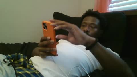 Snapshot of urbandicc214 chatting on 02/06/25, 11:15 UrbanDicc online show from 02/06/25, 11:15