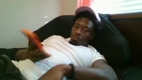 Snapshot of urbandicc214 chatting on 02/07/25, 11:03 UrbanDicc online show from 02/07/25, 11:03