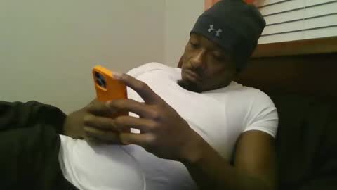 Snapshot of urbandicc214 chatting on 02/10/25, 02:41 UrbanDicc online show from 02/10/25, 02:41