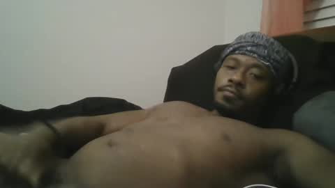 Snapshot of urbandicc214 chatting on 02/22/25, 11:57 UrbanDicc online show from 02/22/25, 11:57