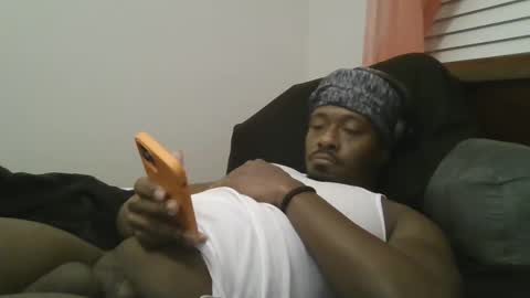 Snapshot of urbandicc214 chatting on 02/23/25, 10:49 UrbanDicc online show from 02/23/25, 10:49