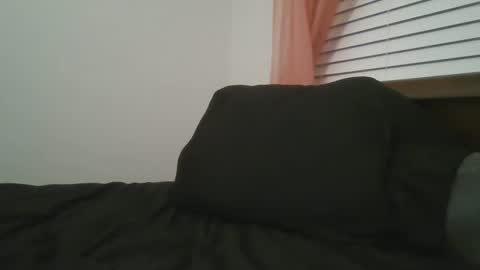 Snapshot of urbandicc214 chatting on 02/27/25, 02:10 UrbanDicc online show from 02/27/25, 02:10