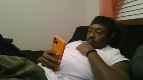 Snapshot of urbandicc214 chatting on 02/27/25, 05:24 UrbanDicc online show from 02/27/25, 05:24