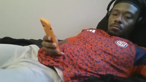 Snapshot of urbandicc214 chatting on 03/06/25, 02:08 UrbanDicc online show from 03/06/25, 02:08