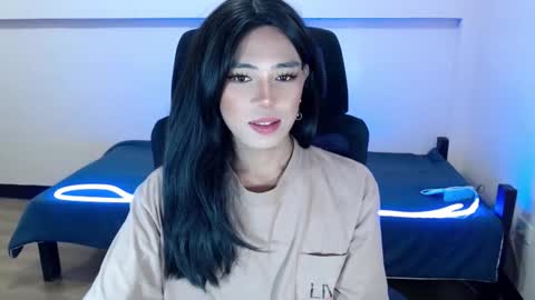 Miss alexa online show from 03/14/26, 10:42