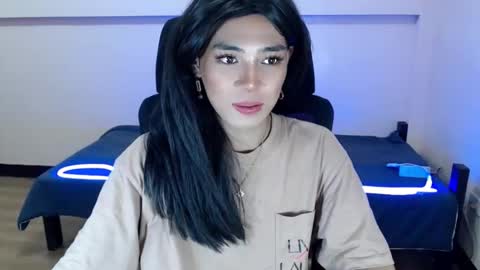 Miss alexa online show from 03/17/26, 07:55