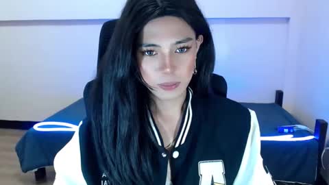 Miss alexa online show from 04/14/26, 07:47